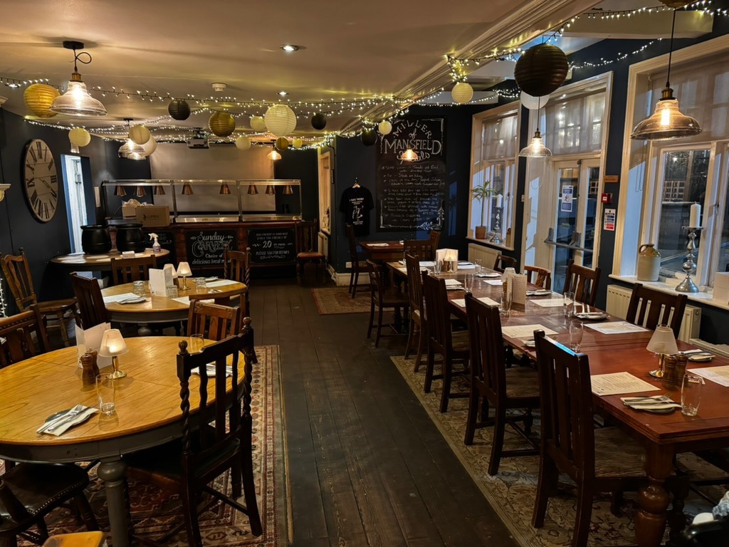 Restaurant with lanterns and fairy lights