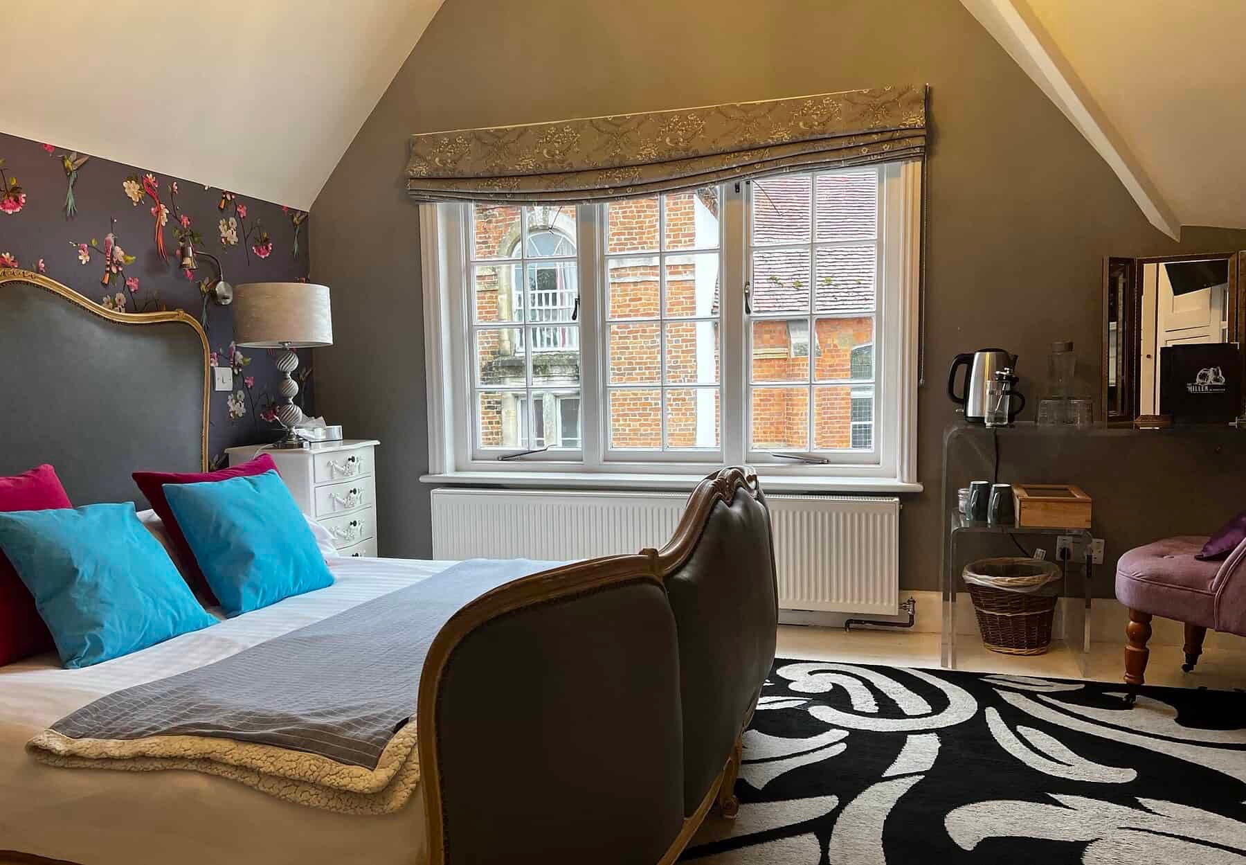 Room 11 — Mollington